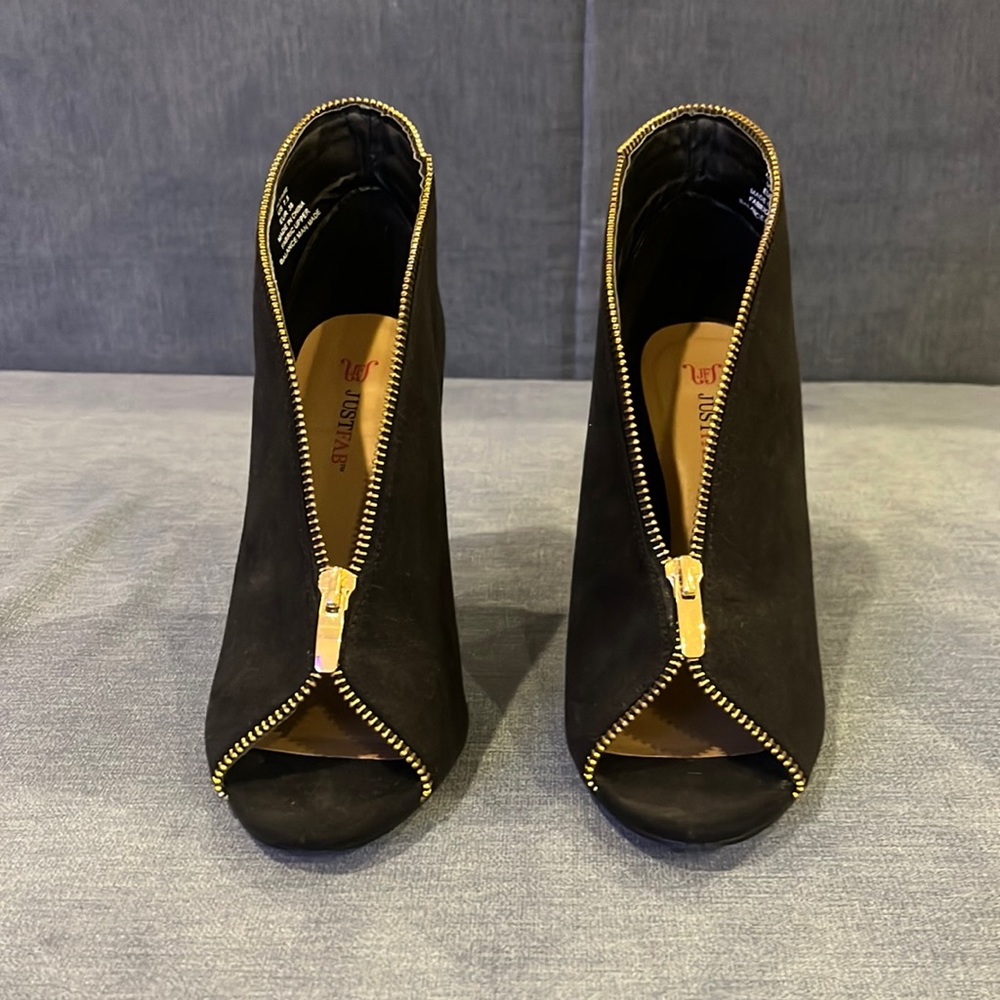 JustFab black suede peep toe booties with gold zipper accent size 7.5